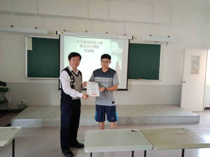 107學年度第2學期 淡水校區院週會圖片