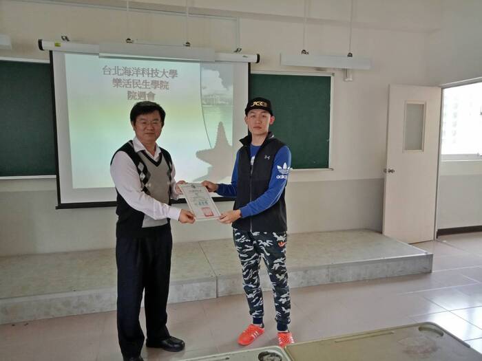107學年度第2學期 淡水校區院週會圖片